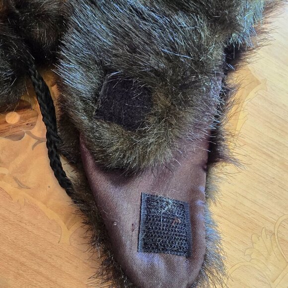 Vintage Fur Collar with Pompoms & Pearls, Child / Youth Size​ - Picture 4 of 10